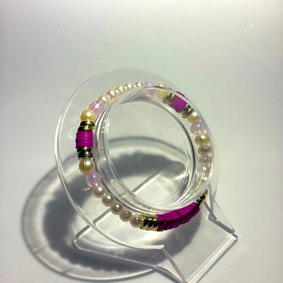 💜 Purple and pearls bracelet 💜 - Picture 3 of 3